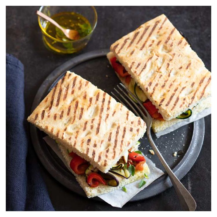 Focaccia vorgegrillt vorgeschnitten