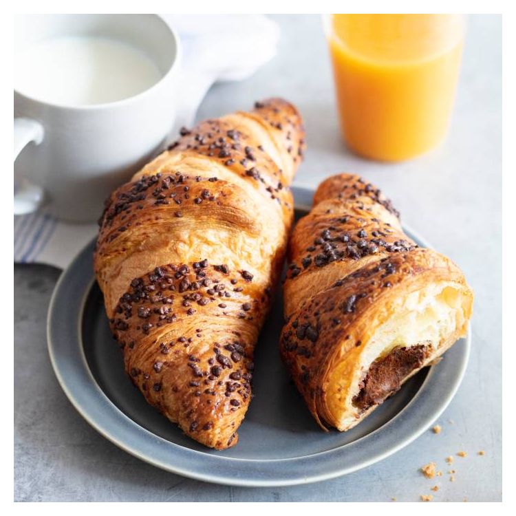 Croissant superfarcito al cioccolato e nocciole