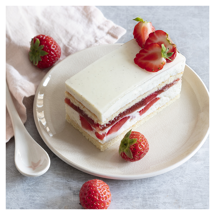 Strawberry layer cake