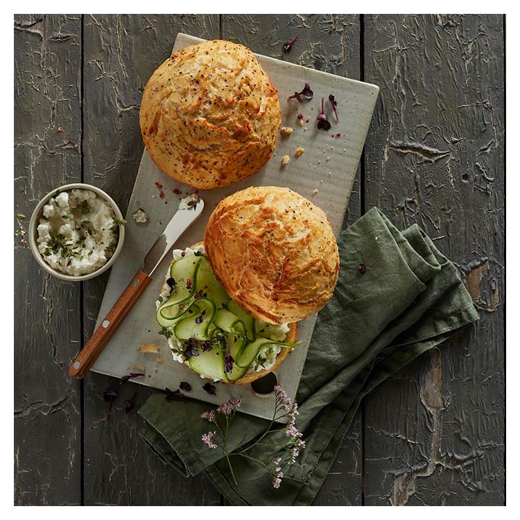 Boule pepper and salt