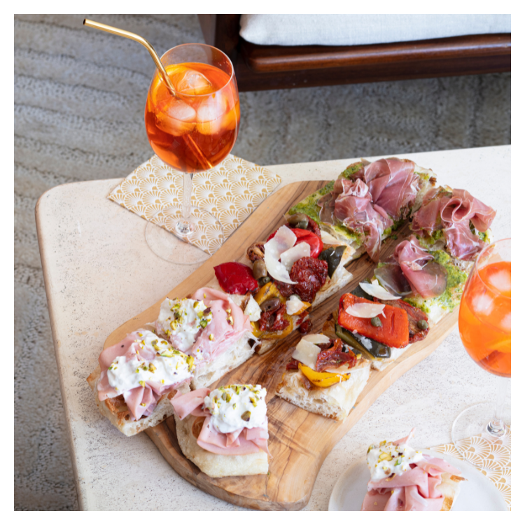 FOCACCIA APERITIF BOARD 