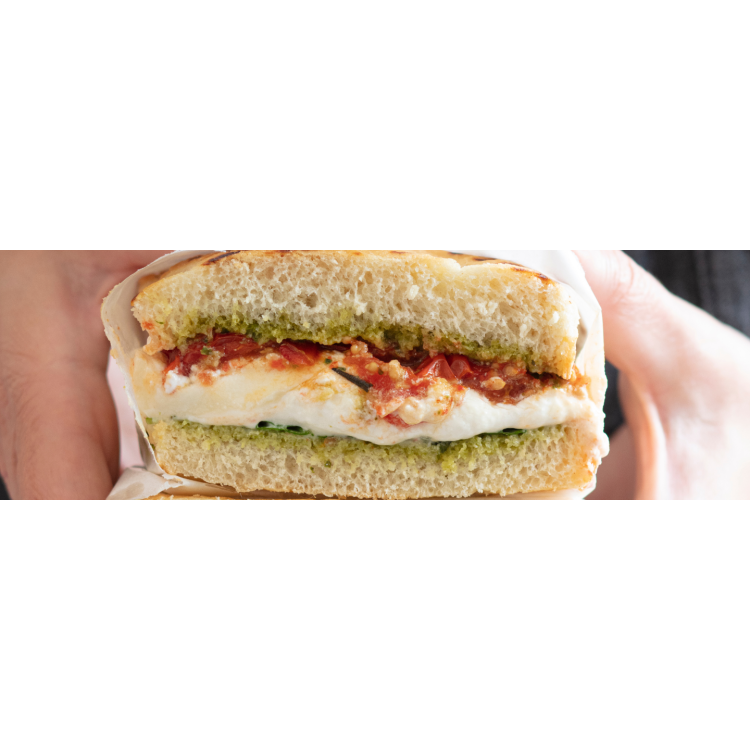 FOCCACIA STYLE CAPRESE 