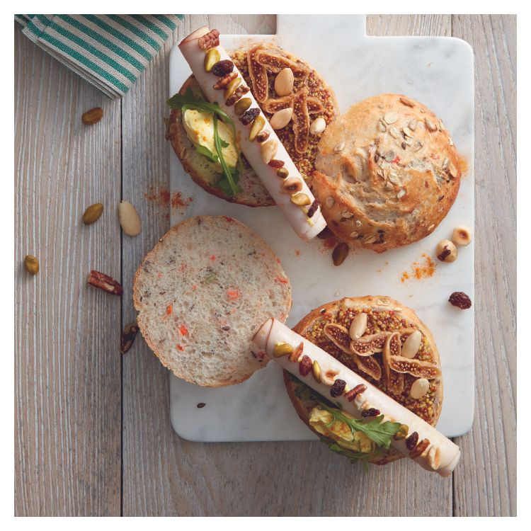 PETIT PAIN A LA DINDE ET AUX FRUITS SECS