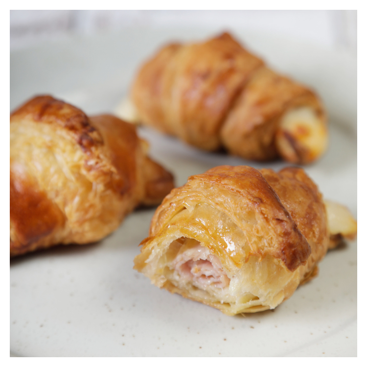 Mini croissant jamón y queso