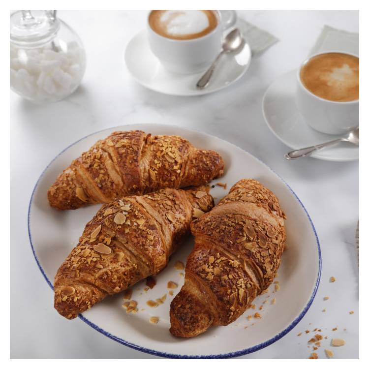 Croissant con relleno de almendra