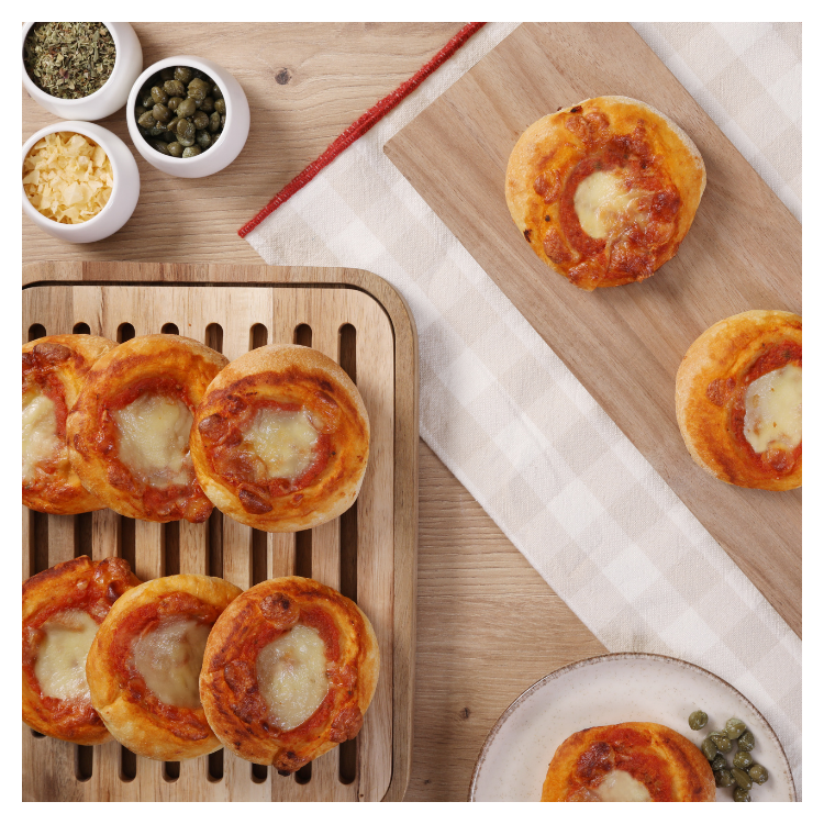 Mini pizzette pomodoro e mozzarella
