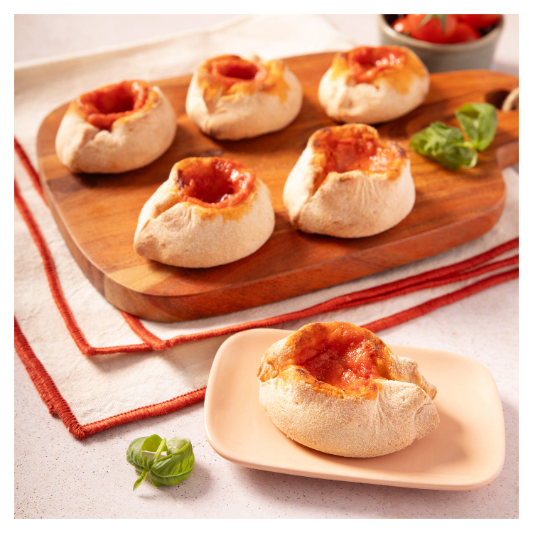 Tomato mozzarella piccoli