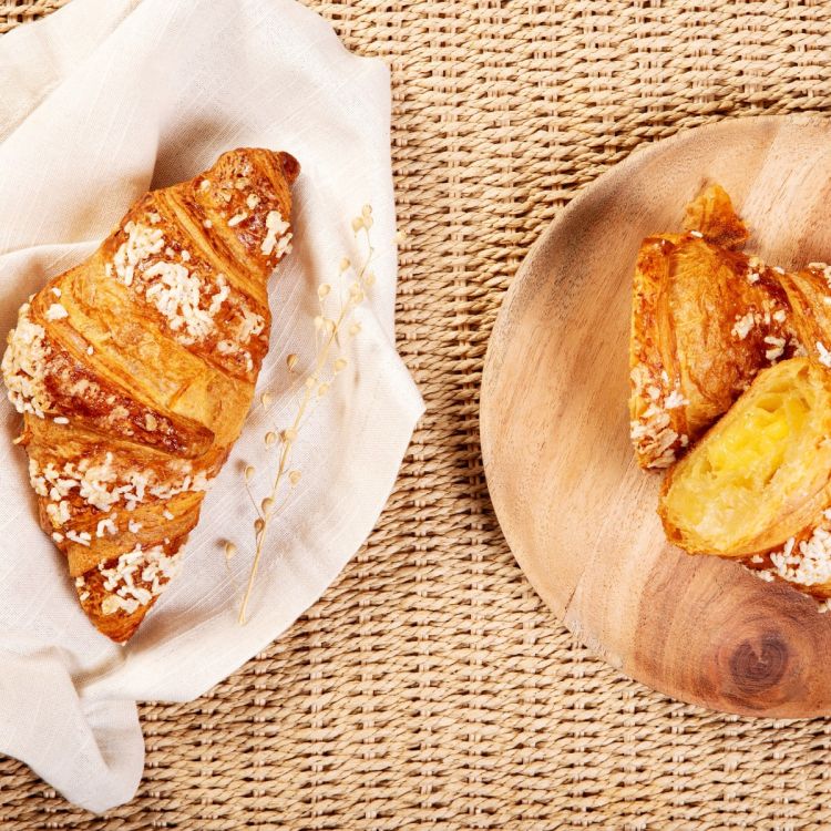 Croissant crema