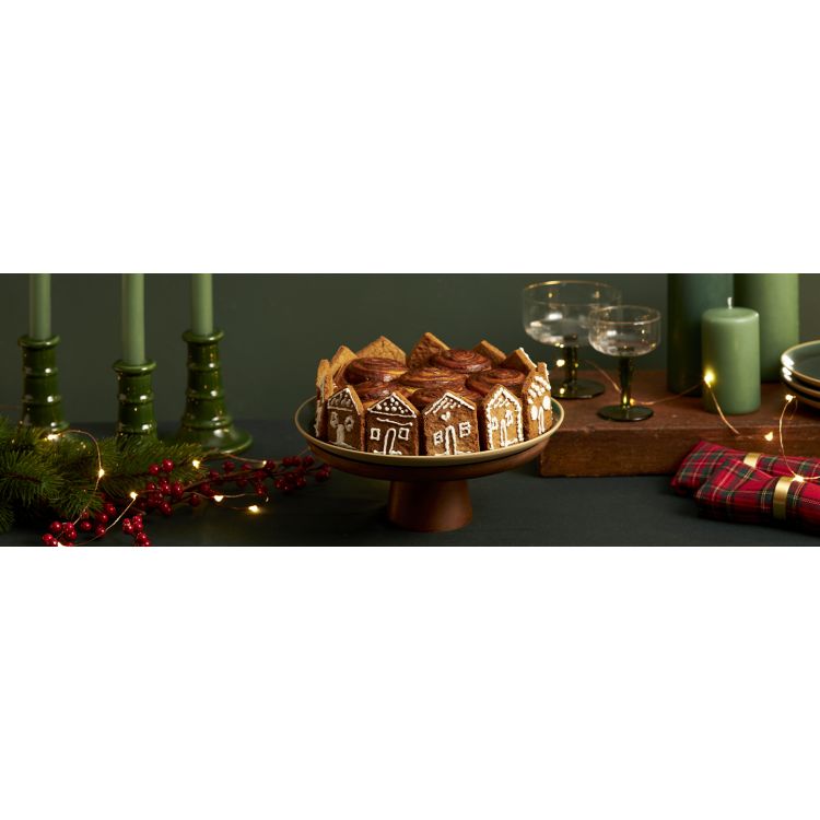 CHRISTMAS CHALET